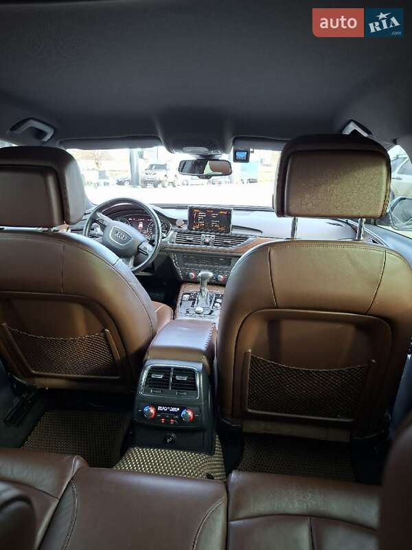 Универсал Audi A6 2014 в Хмельницком