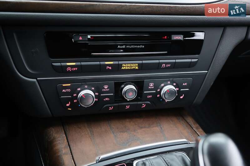 Седан Audi A6 2015 в Киеве