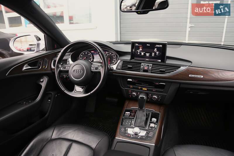 Седан Audi A6 2015 в Киеве