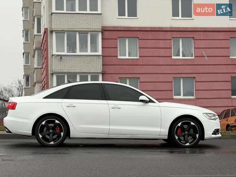 Седан Audi A6 2014 в Вінниці