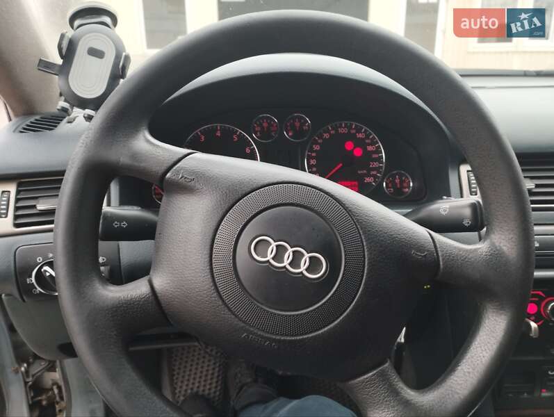 Седан Audi A6 1997 в Кривом Роге