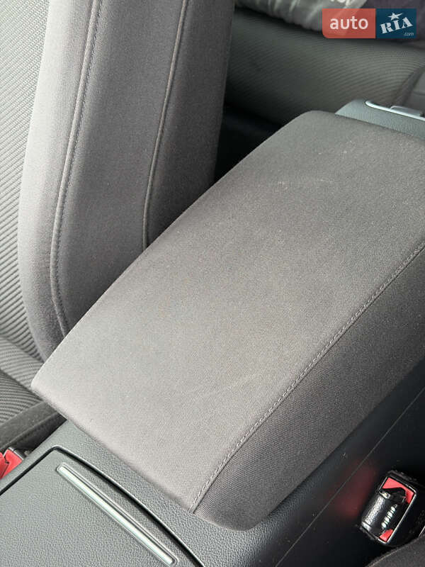 Седан Audi A6 2012 в Ужгороде