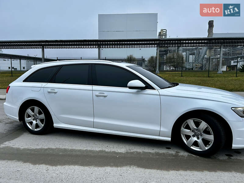 Универсал Audi A6 2015 в Коростене