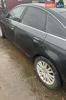 Седан Audi A6 2004 в Залещиках