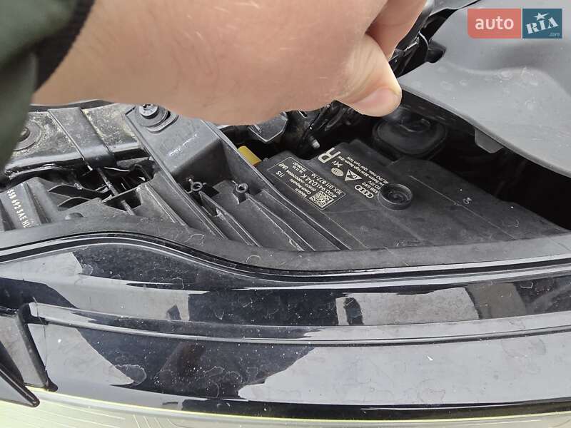 Седан Audi A6 2016 в Стрию