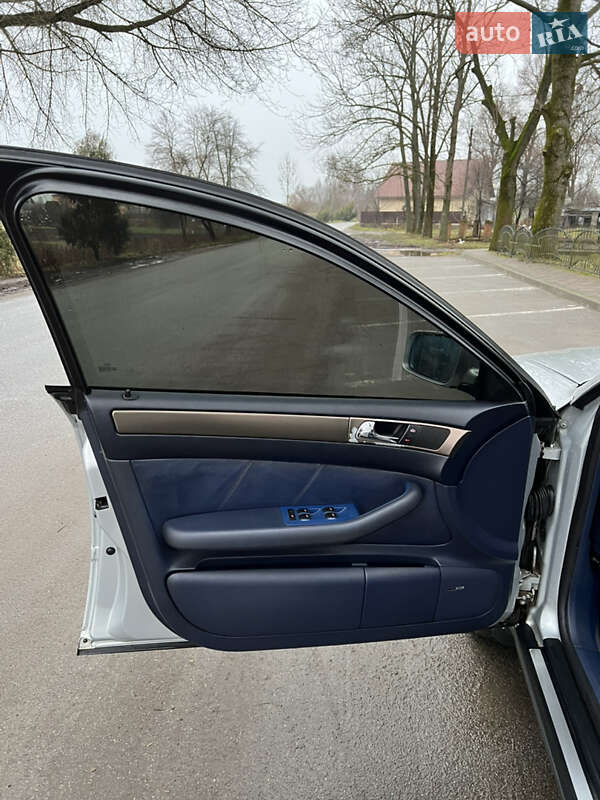 Универсал Audi A6 2001 в Ратным