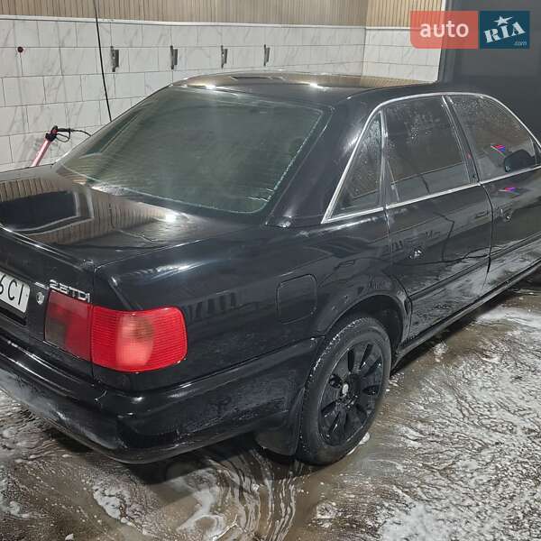 Седан Audi A6 1995 в Полтаві