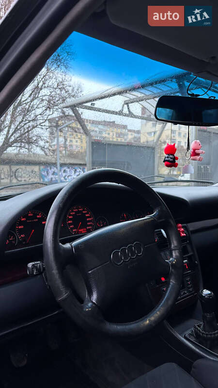 Седан Audi A6 1996 в Дніпрі