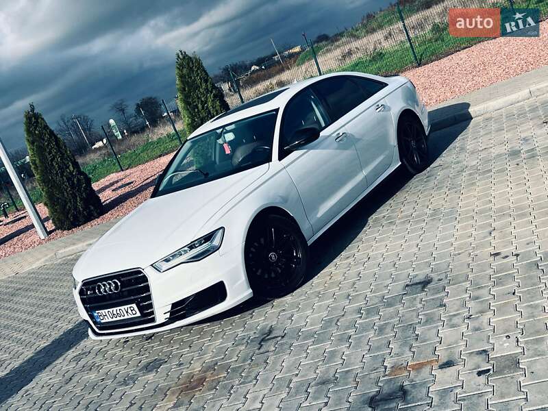 Седан Audi A6 2015 в Киеве