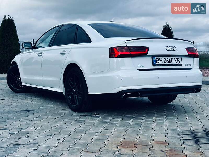 Седан Audi A6 2015 в Киеве