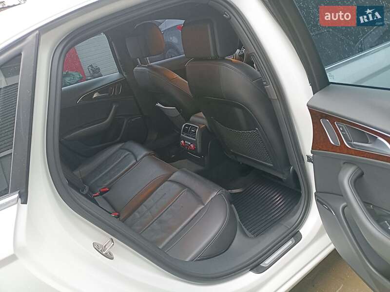 Седан Audi A6 2014 в Ивано-Франковске