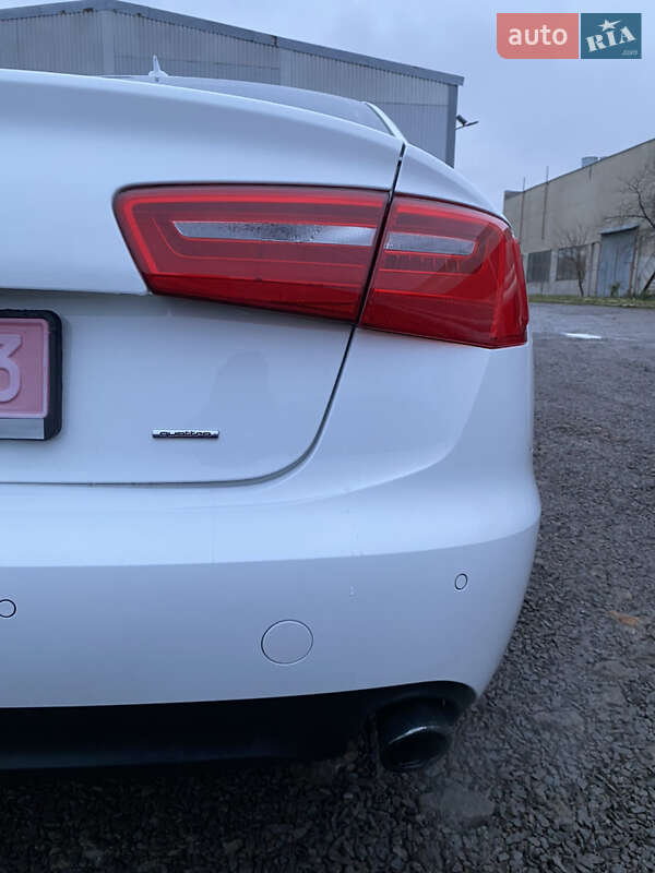 Седан Audi A6 2014 в Рівному