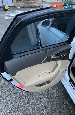 Седан Audi A6 2014 в Ровно