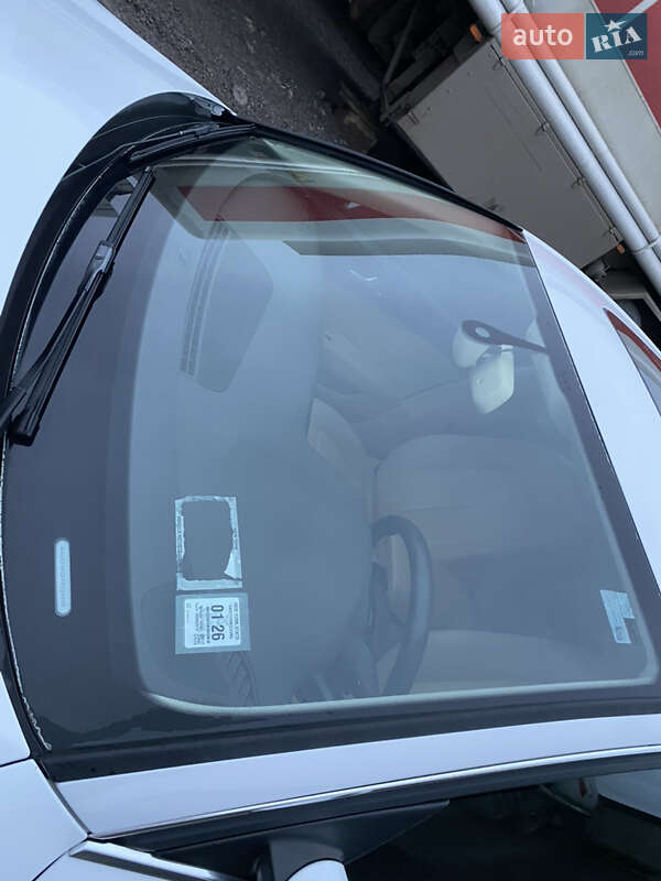 Седан Audi A6 2014 в Рівному