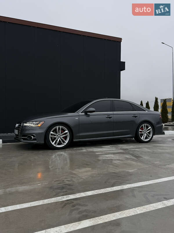 Седан Audi A6 2014 в Звягеле
