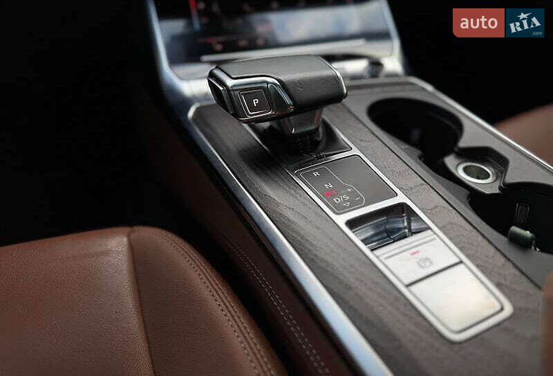 Седан Audi A6 2019 в Киеве