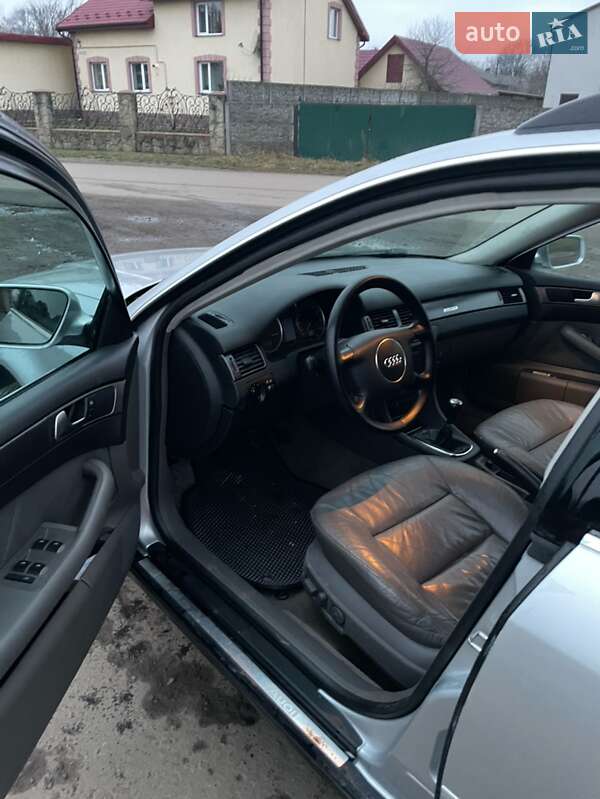 Универсал Audi A6 2003 в Добросине