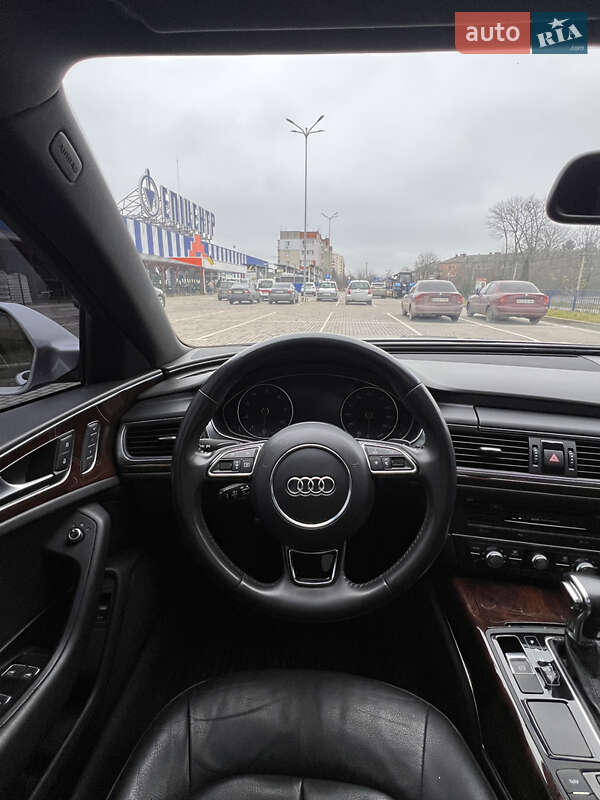Седан Audi A6 2013 в Староконстантинове