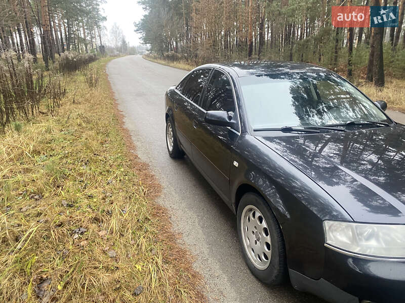 Седан Audi A6 2003 в Олевске