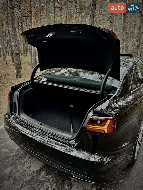 Седан Audi A6 2015 в Полтаві