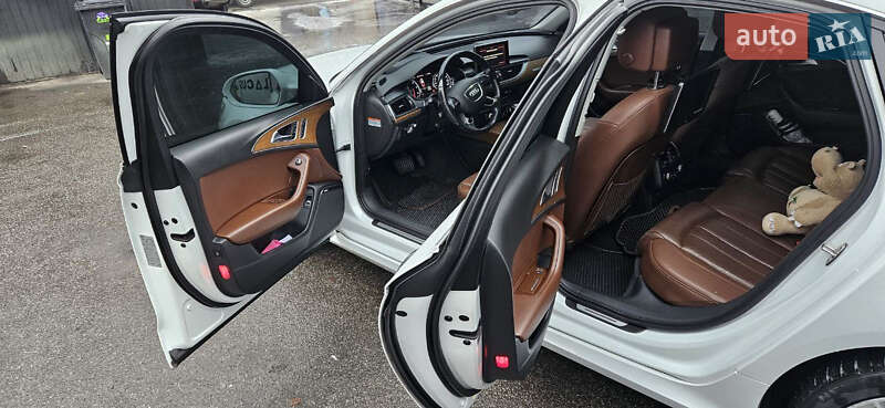 Седан Audi A6 2015 в Киеве