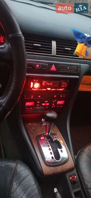 Универсал Audi A6 1998 в Народичах