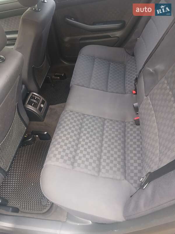 Универсал Audi A6 2000 в Черновцах