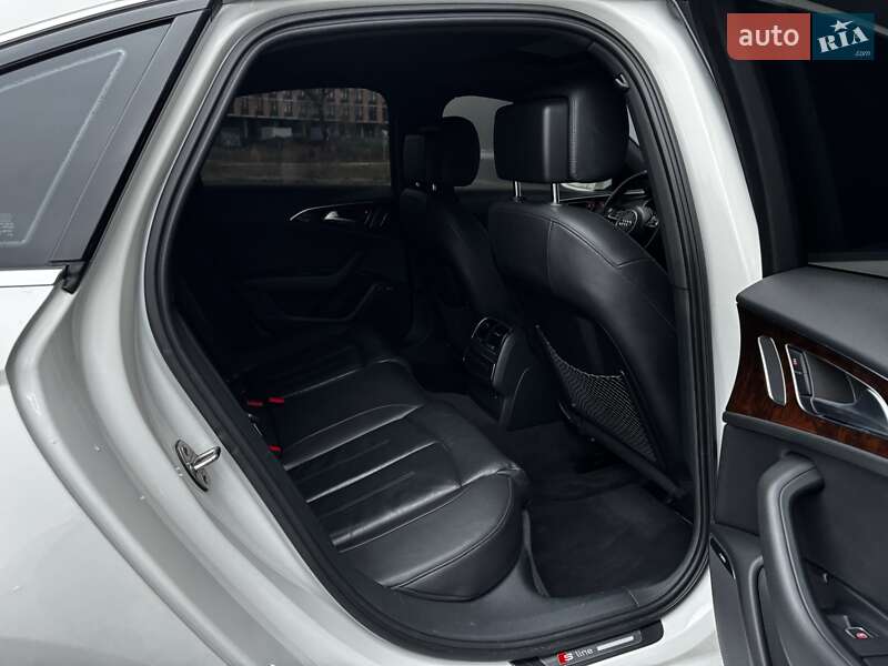 Седан Audi A6 2015 в Киеве