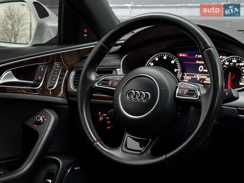 Седан Audi A6 2015 в Киеве