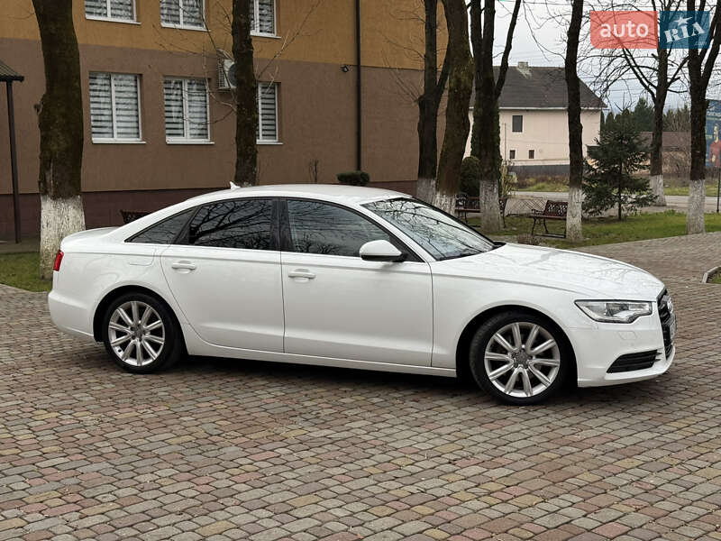 Седан Audi A6 2013 в Тячеві