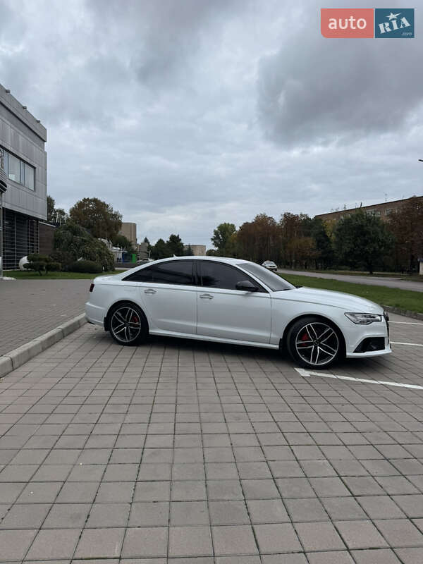 Седан Audi A6 2016 в Киеве