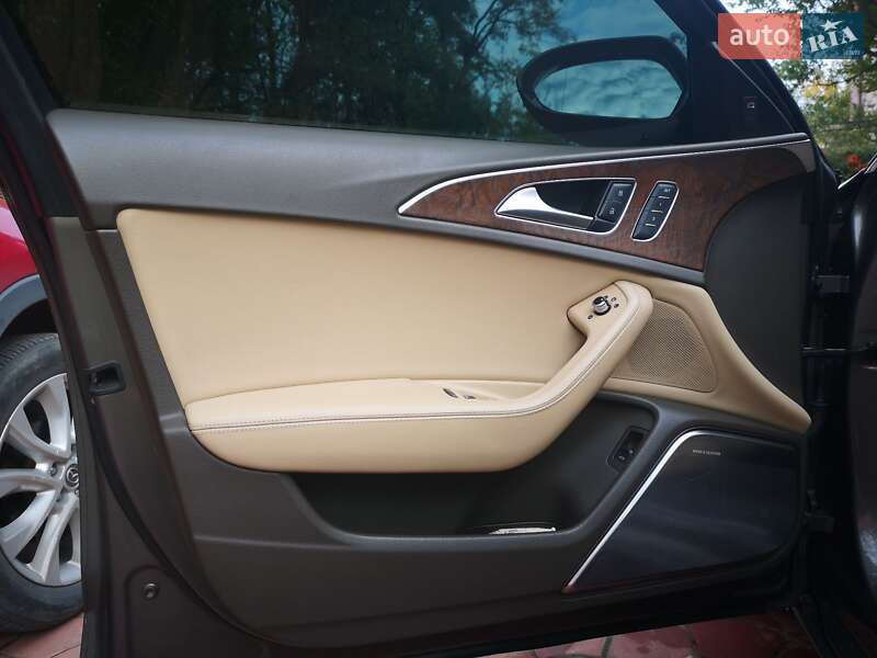 Седан Audi A6 2011 в Каневе