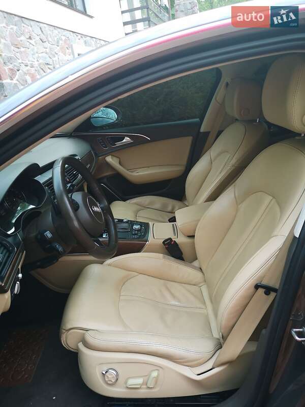 Седан Audi A6 2011 в Каневе