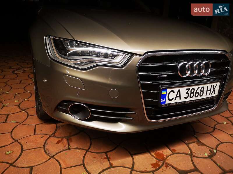 Седан Audi A6 2011 в Каневе
