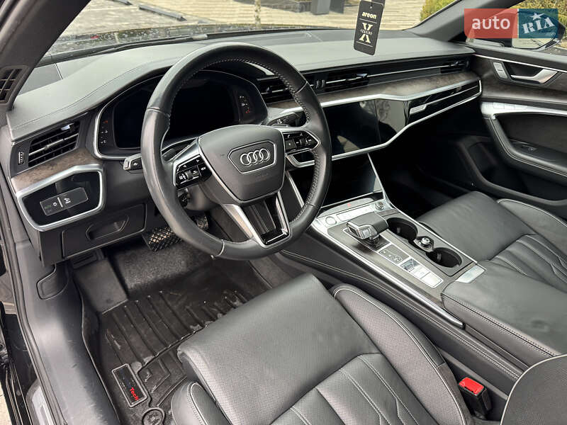 Седан Audi A6 2019 в Ужгороде