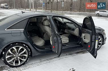 Седан Audi A6 2015 в Каневе