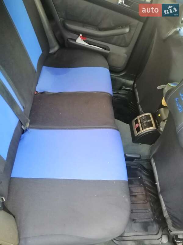 Седан Audi A6 2002 в Рени фото 5 Седан Audi A6 2002 в Рени