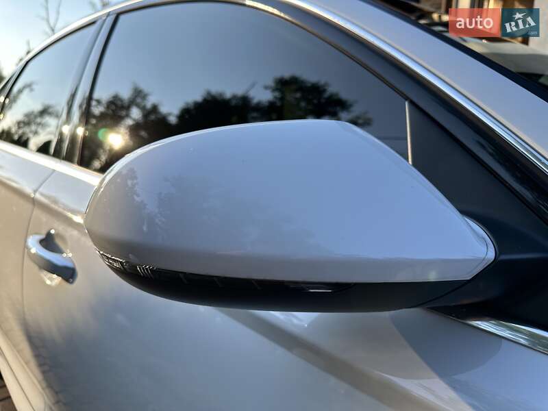 Седан Audi A6 2015 в Киеве