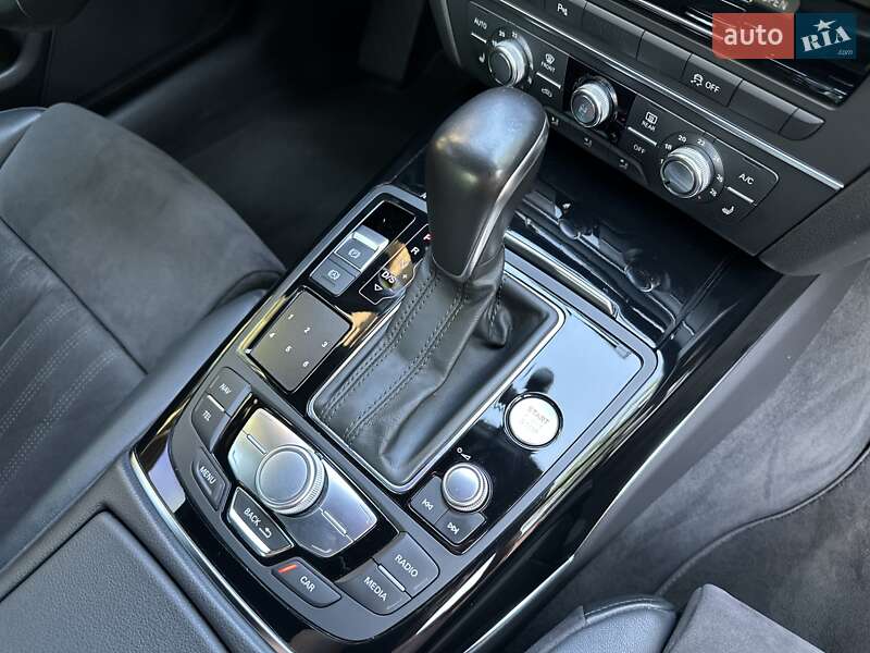 Седан Audi A6 2015 в Киеве