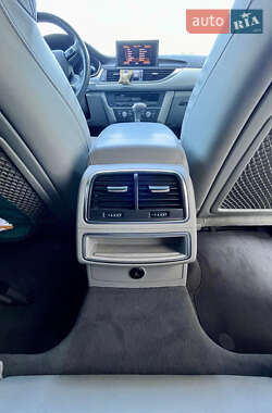 Универсал Audi A6 2013 в Киеве