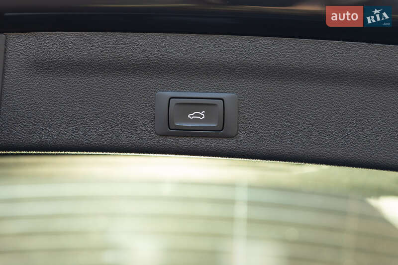 Универсал Audi A6 2020 в Луцке