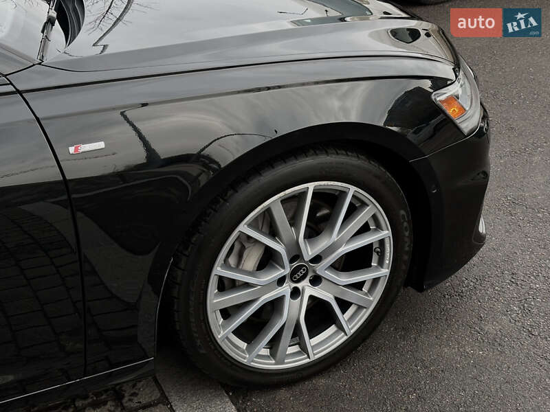 Седан Audi A6 2022 в Киеве
