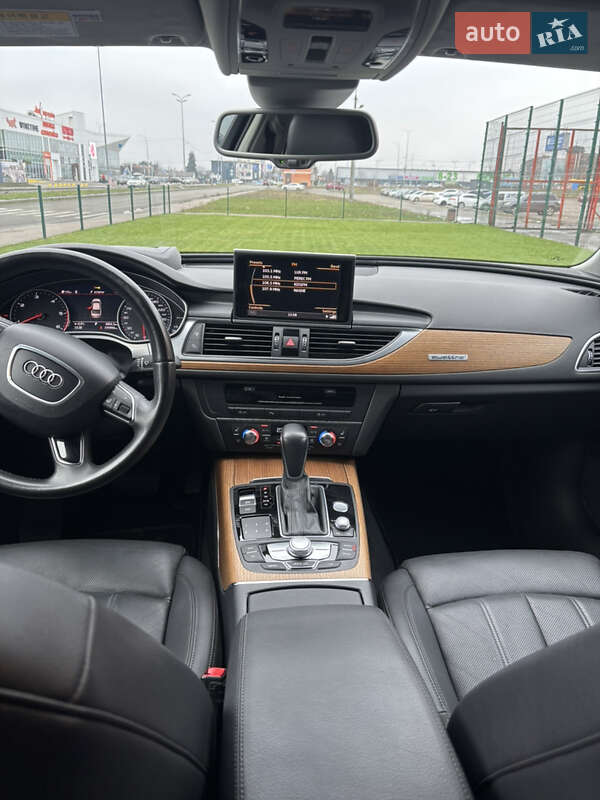 Седан Audi A6 2015 в Киеве