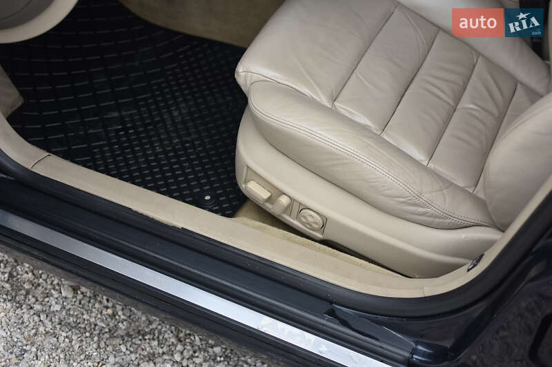 Седан Audi A6 2004 в Днепре