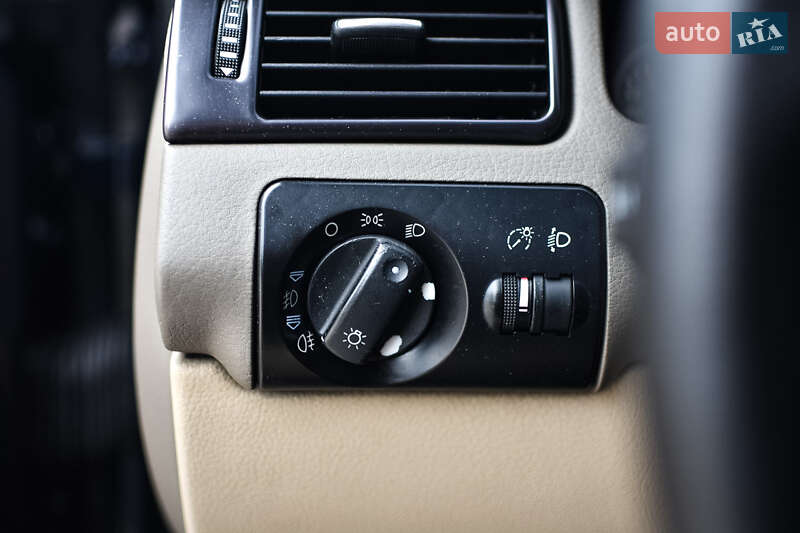 Седан Audi A6 2004 в Днепре