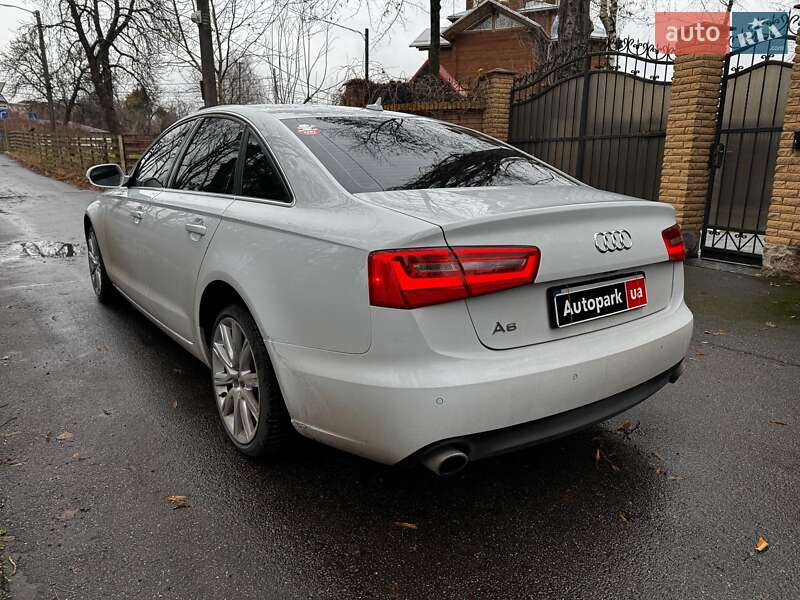 Седан Audi A6 2013 в Киеве