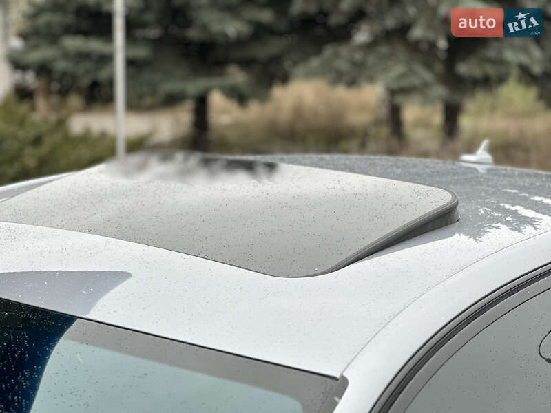 Седан Audi A6 2015 в Днепре