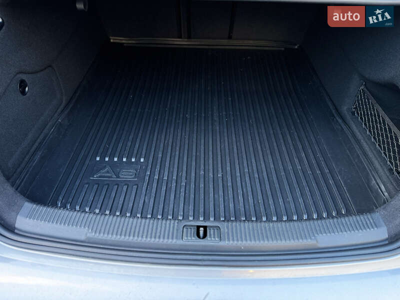 Седан Audi A6 2018 в Чернівцях