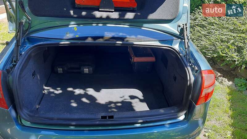 Седан Audi A6 1998 в Ужгороде