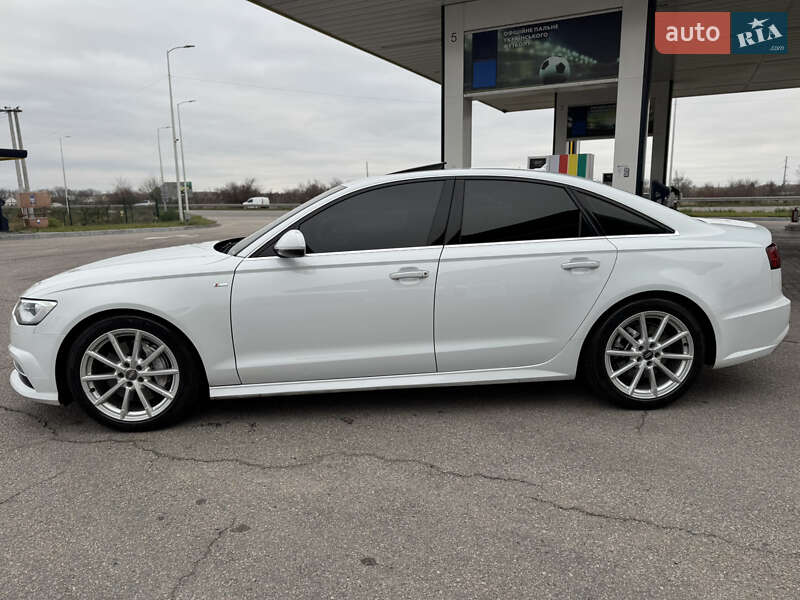 Седан Audi A6 2017 в Днепре